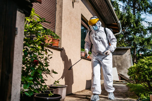 Best Commercial Pest Control Services  in Moses Lake North, WA